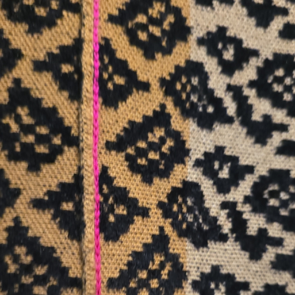 Maeve by Anthropologie - Leopard Print Short Sleeve Sweater with Contrast Stripe - Picture 4 of 5